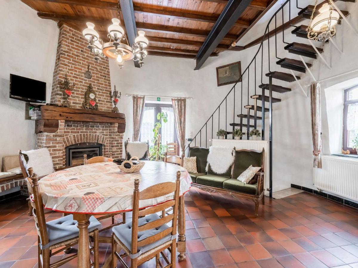 Stunning Holiday Home In Oombergen With Terrace And Garden Zottegem Luaran gambar