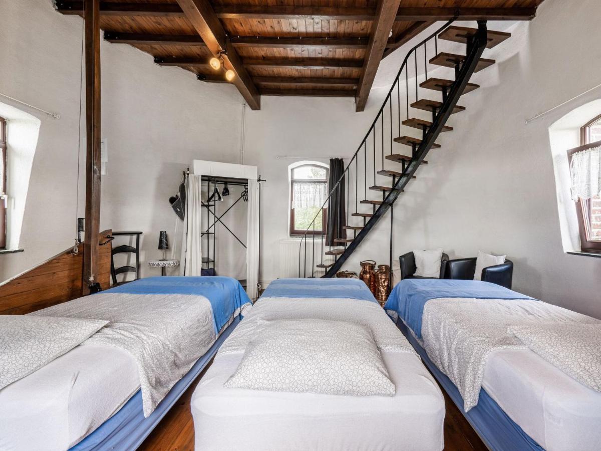 Stunning Holiday Home In Oombergen With Terrace And Garden Zottegem Luaran gambar