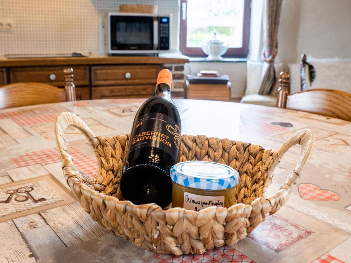 Stunning Holiday Home In Oombergen With Terrace And Garden Zottegem Luaran gambar